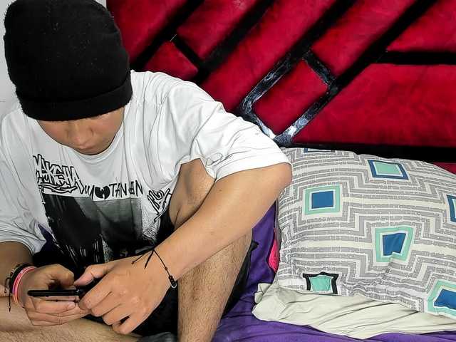 Latin-caliente live cam on BongaCams