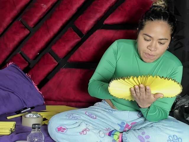 Preview of latin-caliente