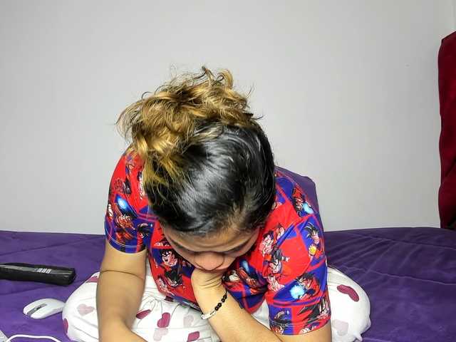 Latin-caliente live cam