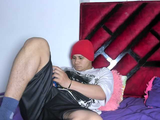  Latin-caliente chat room