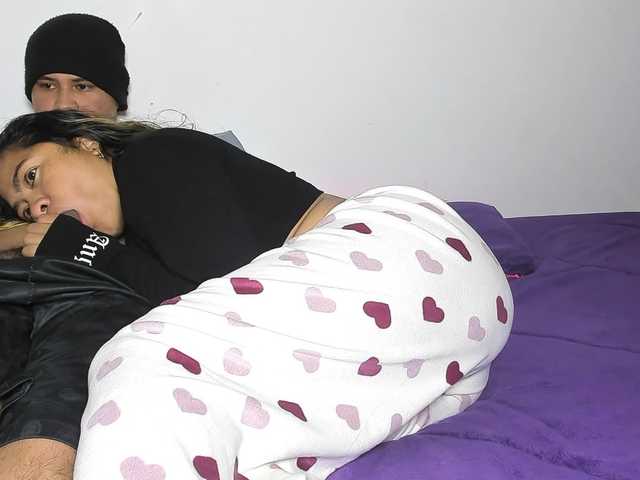 Latin-caliente live cam on BongaCams