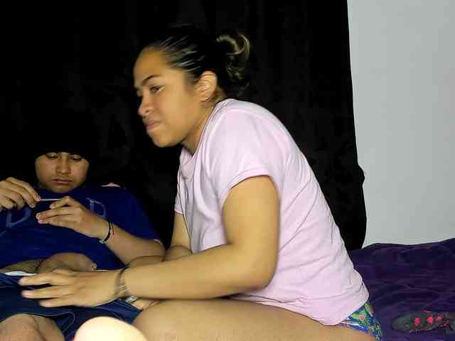 Latin-caliente webcam