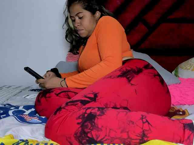 Latin-caliente Live Webcam on BongaCams
