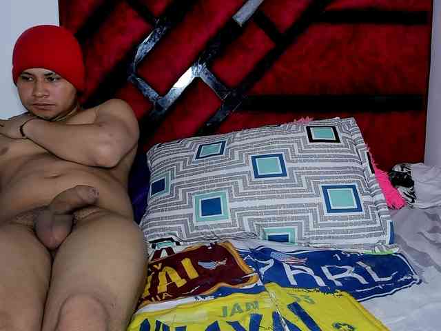 Latin-caliente webcam