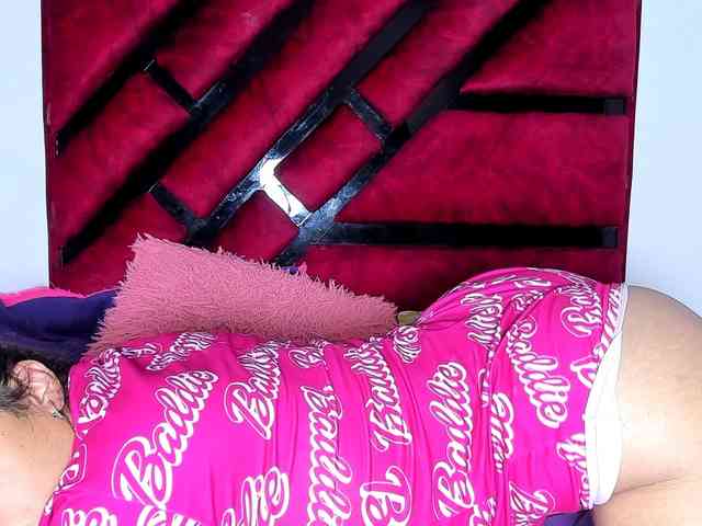 Latin-caliente webcam