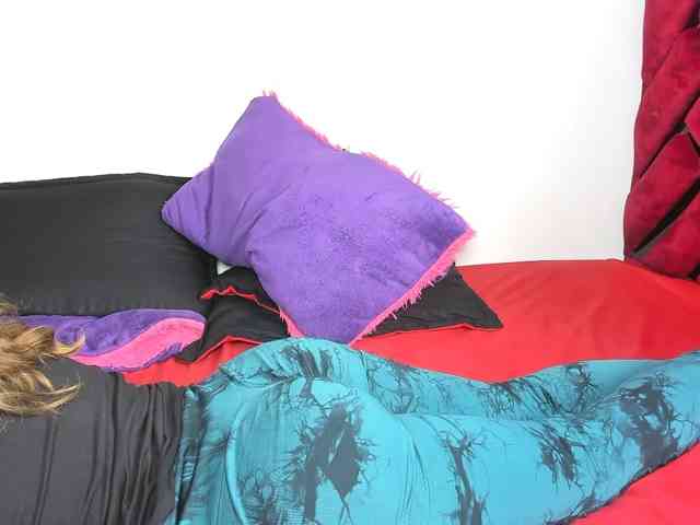 Latin-caliente webcam