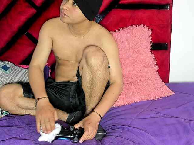 Latin-caliente webcam