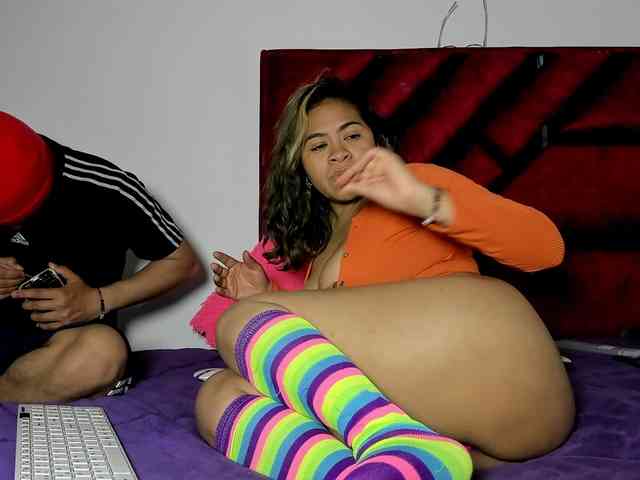 Latin-caliente webcam