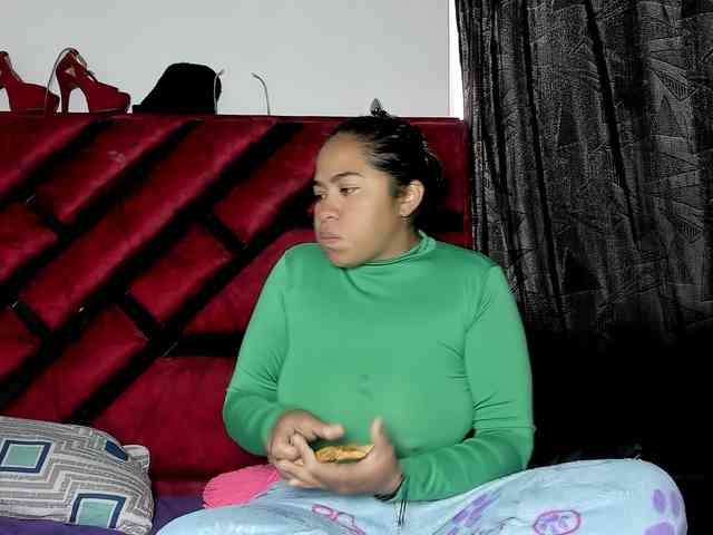 Latin-caliente Sex Cam Show
