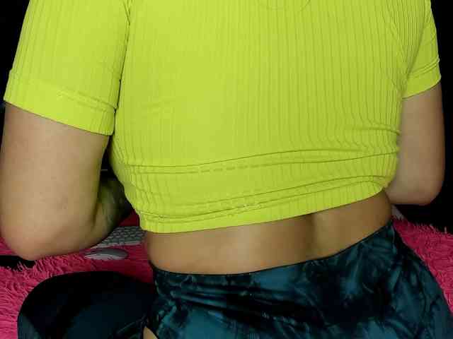 Latin-caliente webcam