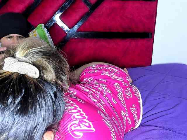 Latin-caliente webcam