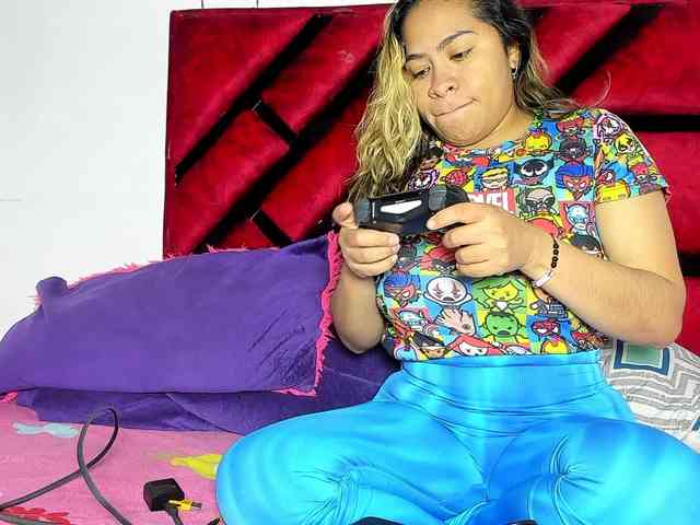 Latin-caliente webcam