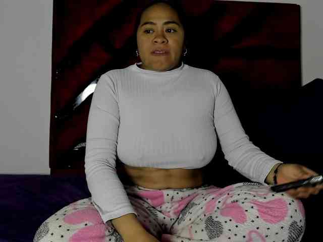 Latin-caliente Sex Cam Show