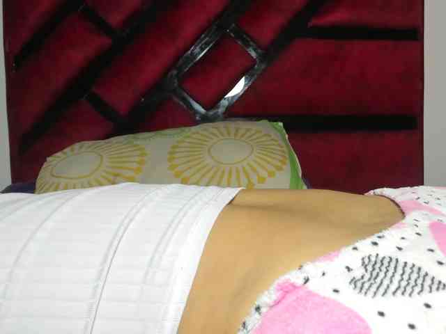 Modelo: Latin-caliente