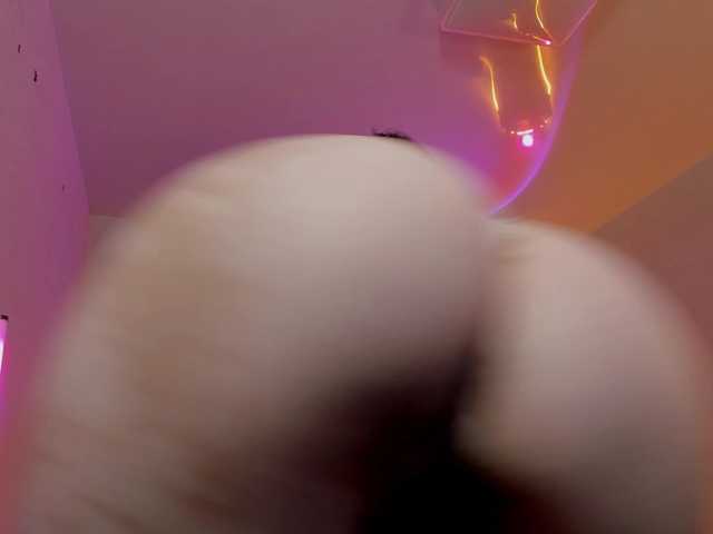 milky-cunt live cam on BongaCams