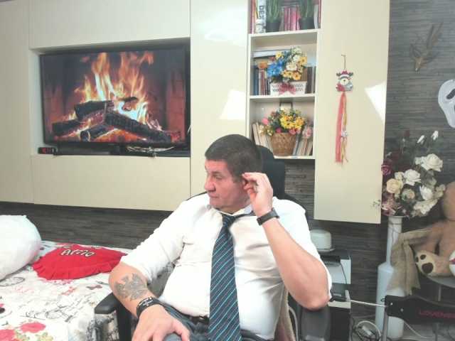 spatacusdaddy48