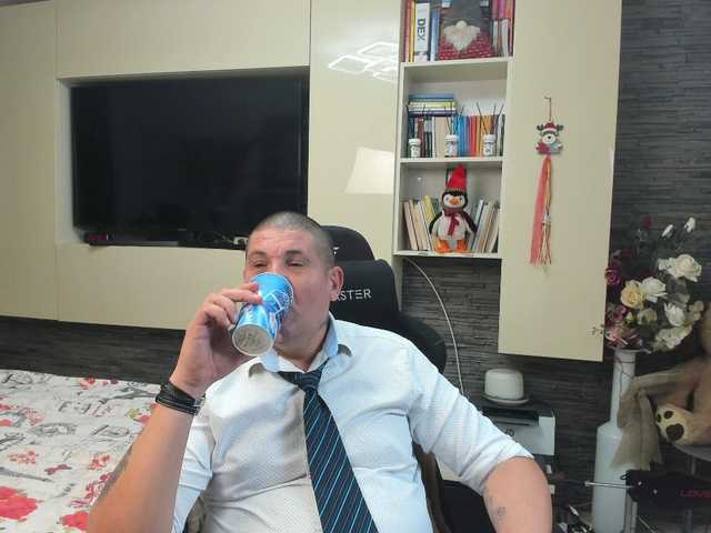 spatacusdaddy48