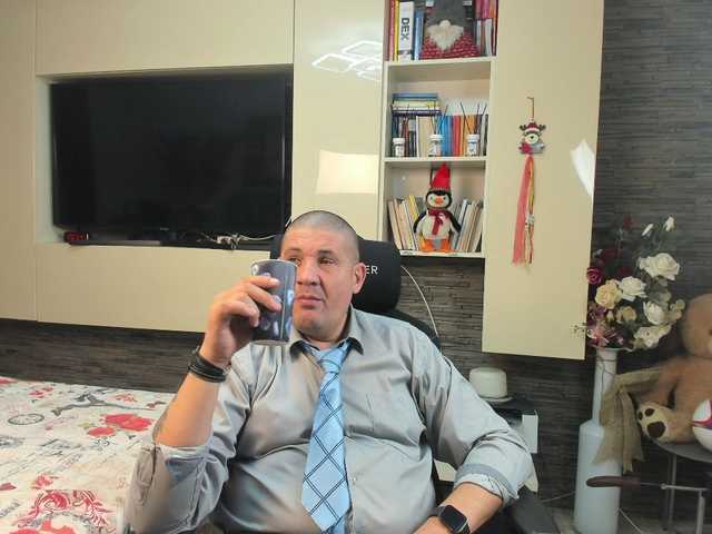 spatacusdaddy48