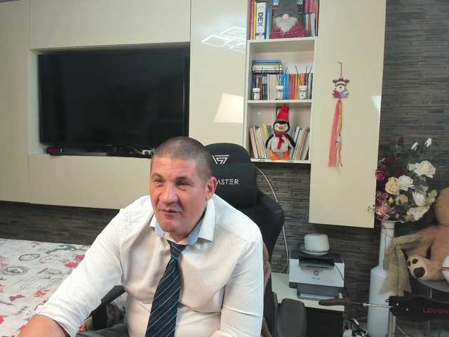 spatacusdaddy48