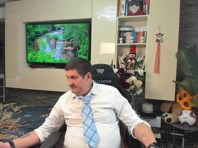 spatacusdaddy48