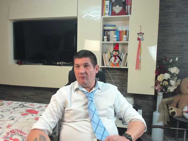 spatacusdaddy48