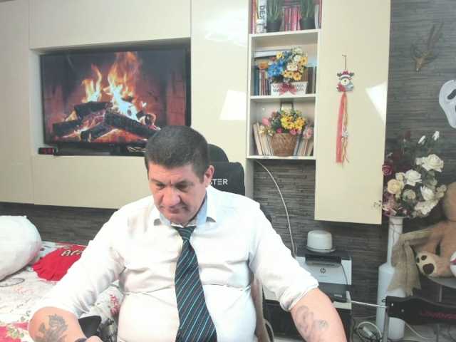 spatacusdaddy48