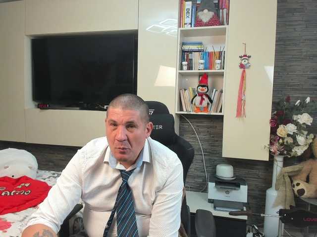 spatacusdaddy48