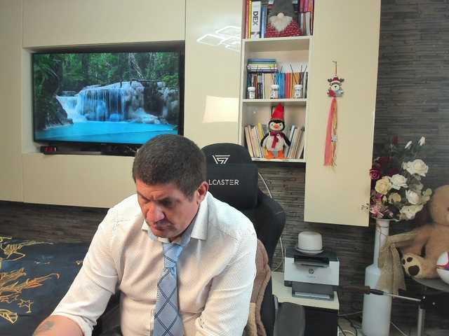 spatacusdaddy48