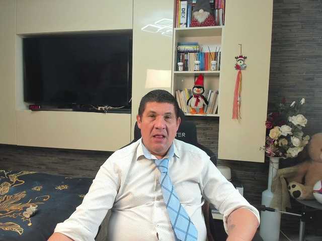 spatacusdaddy48