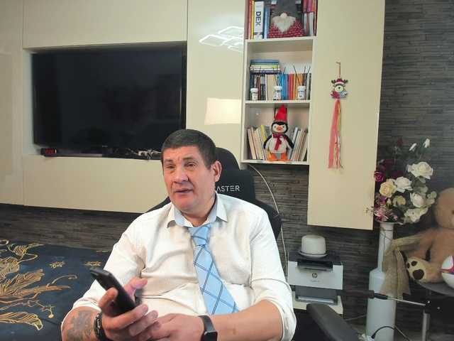 spatacusdaddy48