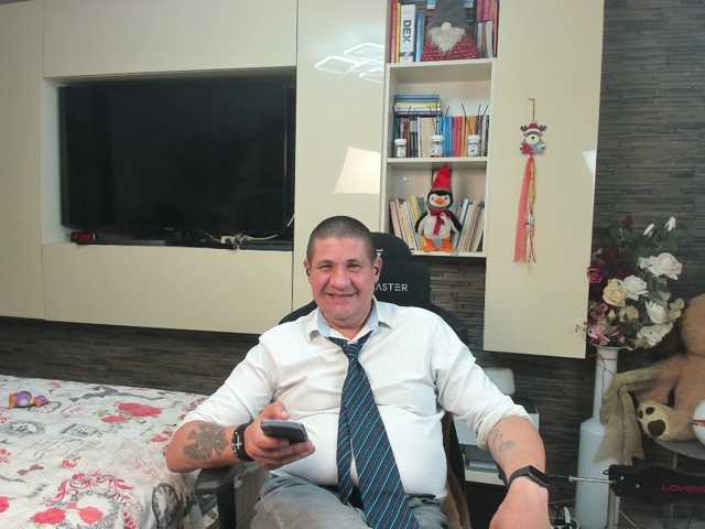 spatacusdaddy48