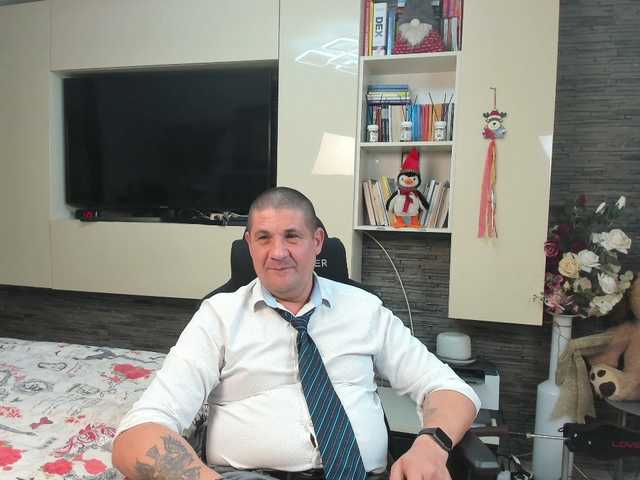 spatacusdaddy48