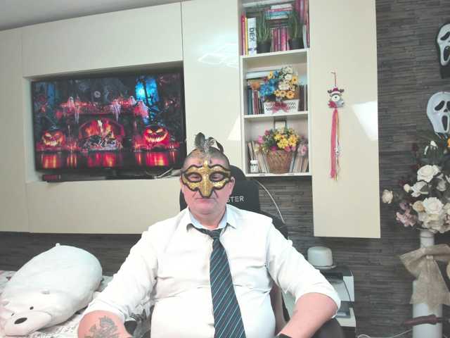 spatacusdaddy48