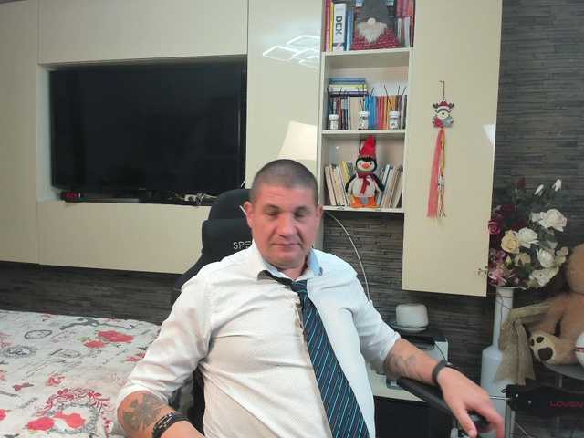spatacusdaddy48