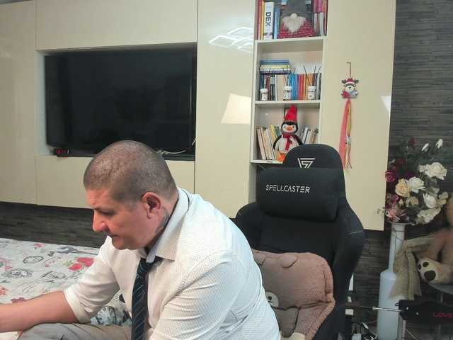 spatacusdaddy48