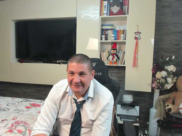 spatacusdaddy48