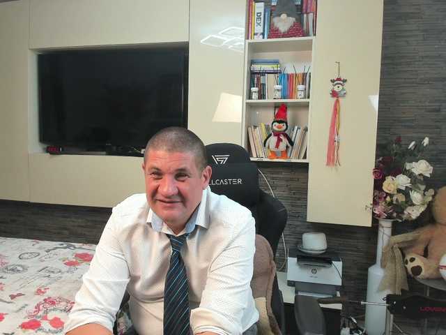 spatacusdaddy48