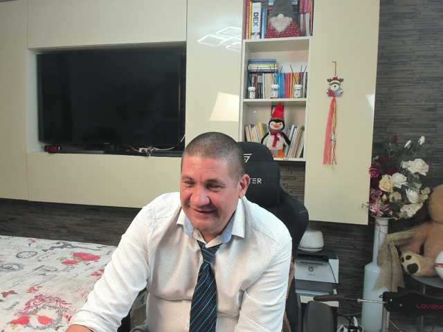 spatacusdaddy48