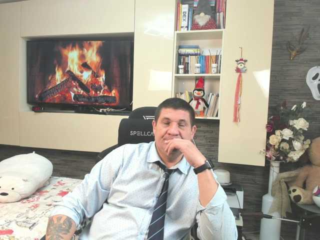 spatacusdaddy48