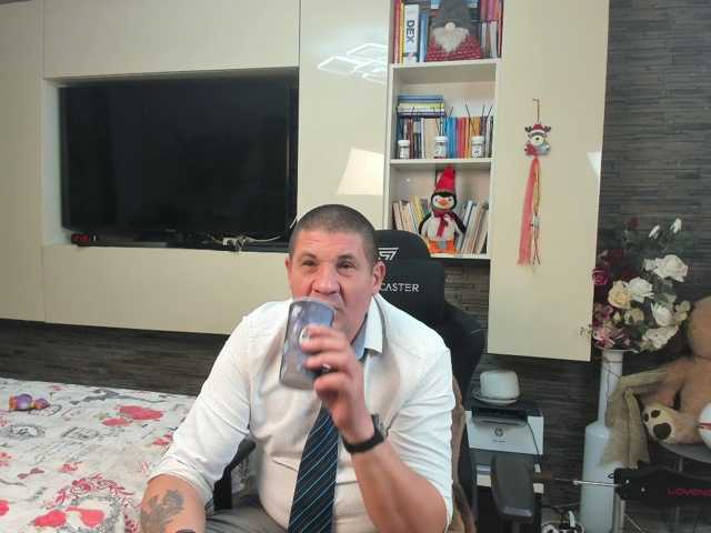 spatacusdaddy48