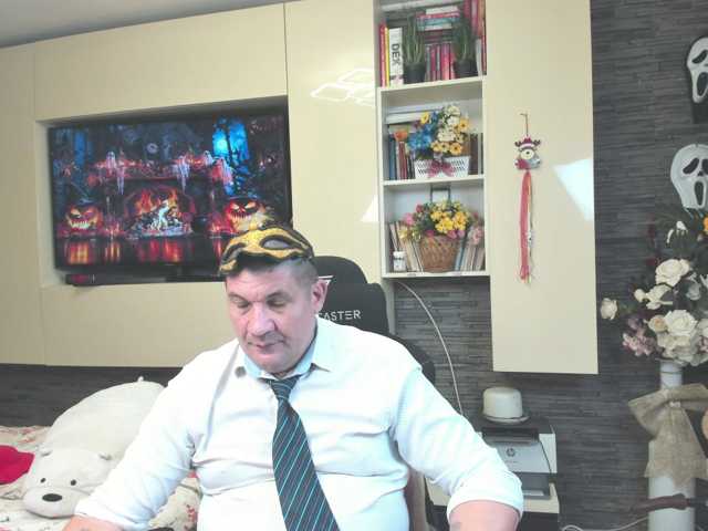 spatacusdaddy48