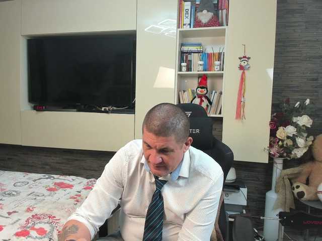 spatacusdaddy48