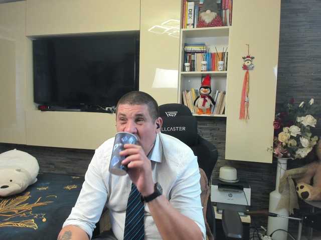 spatacusdaddy48