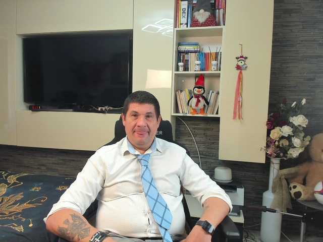 spatacusdaddy48