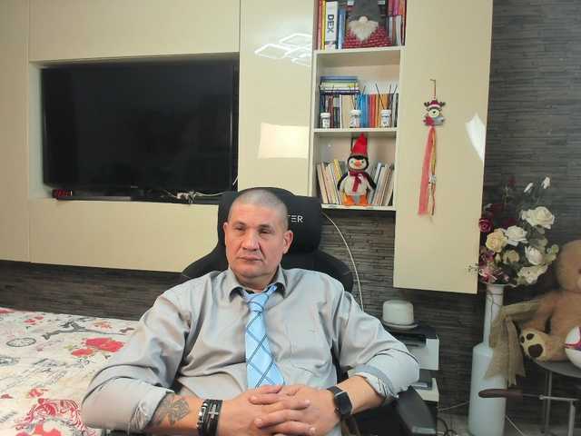 spatacusdaddy48