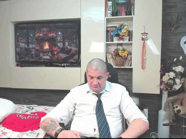 spatacusdaddy48