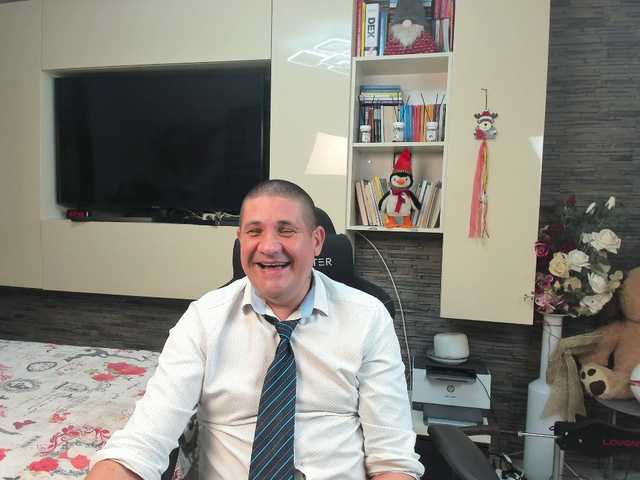 spatacusdaddy48