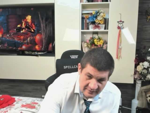 spatacusdaddy48