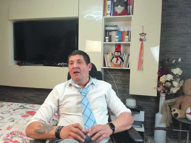 spatacusdaddy48 live cam preview