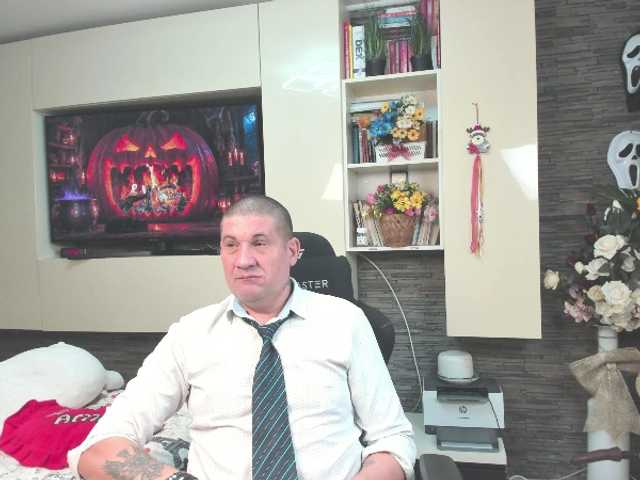 spatacusdaddy48